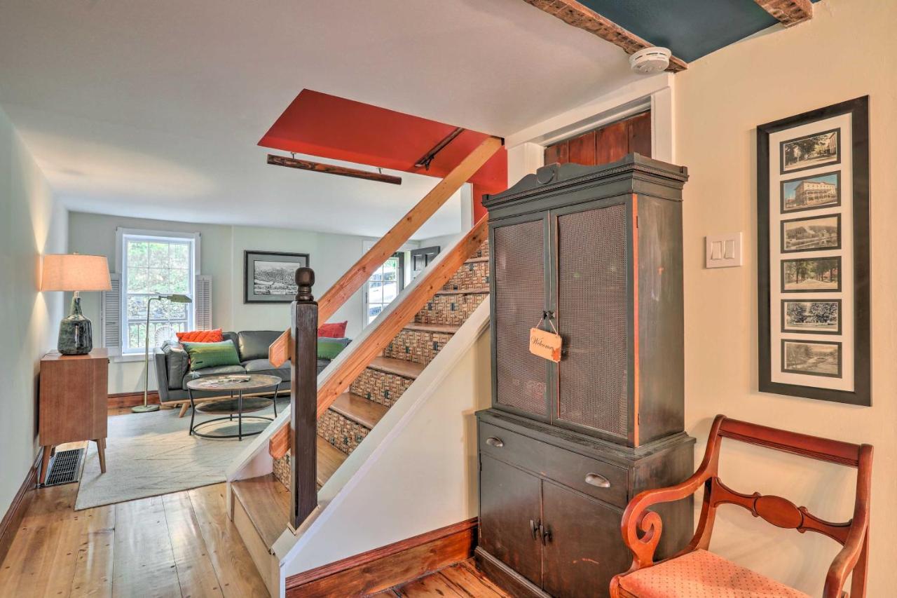 Historic Home In Lambertville Walk To Bridge Exterior photo
